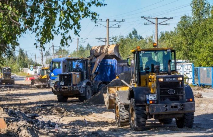 Более 2,5 тысячи метров дорог отремонтируют в Сургуте в этом году