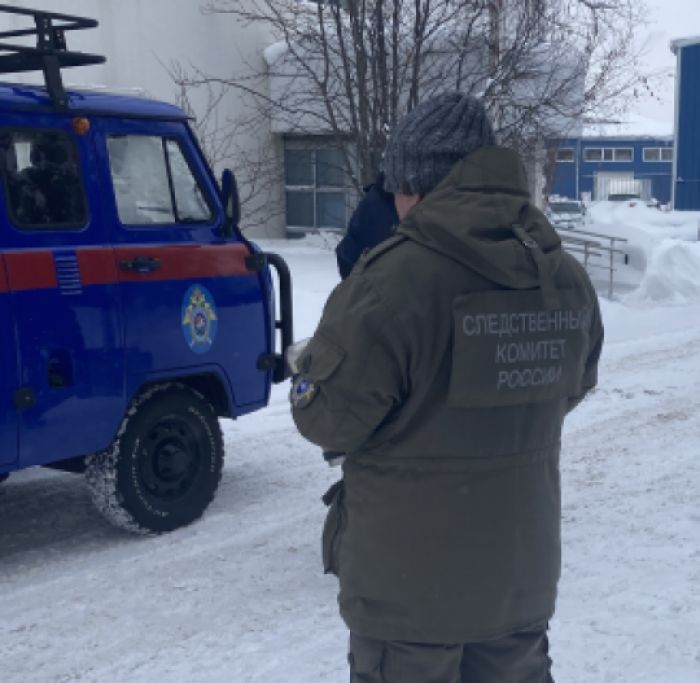 ​На месторождении в ХМАО рабочего завалило грунтом