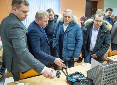 Александр Моор пообещал поддержать предпринимателей с горящими глазами