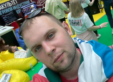 ​Артем Щепотьев: «Киберспортсмены подолгу сидят за компьютерами, в фиджитал посидеть не получится»