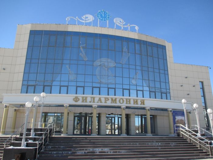 ​В Сургутской филармонии открывается выставка в честь дня рождения композитора Сергея Рахманинова