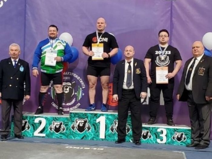 ​Югорчане получили пять медалей на чемпионате России по пауэрлифтингу