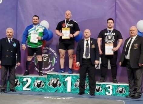 ​Югорчане получили пять медалей на чемпионате России по пауэрлифтингу