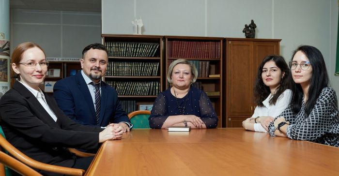 Студенты и преподаватели Института государства и права СурГУ помогают НКО