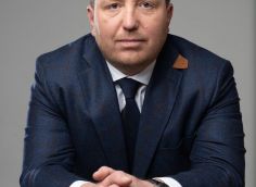 «Предлагается реконструкция с учетом того, что появится три спортивных зала» 