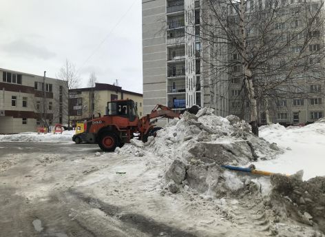Сургутская власть усилила контроль над коммунальщиками в ходе генеральной уборки от снега