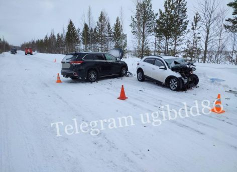 ​Женщина-водитель погибла в лобовом столкновении на югорской трассе