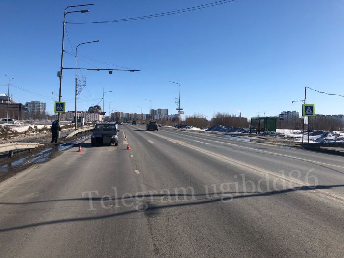 Десятилетнюю девочку сбили на пешеходном переходе в Ханты-Мансийске