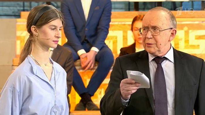 ​Югорская школьница сыграет в полуфинале «Умники и умницы»