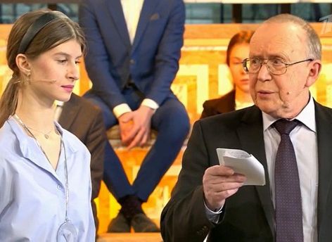 Югорская школьница сыграет в полуфинале «Умники и умницы»