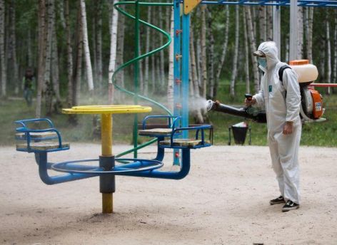 Сургут готовится к пробуждению клещей