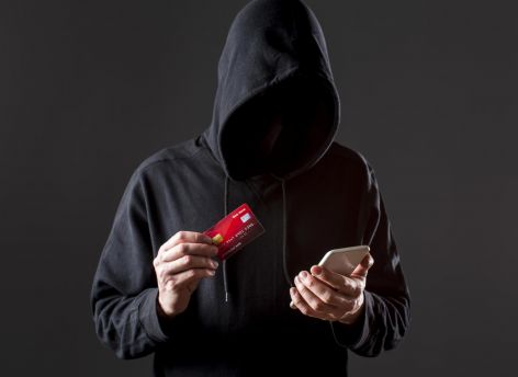 Сургутянам рассказали о новых дистанционных схемах обмана