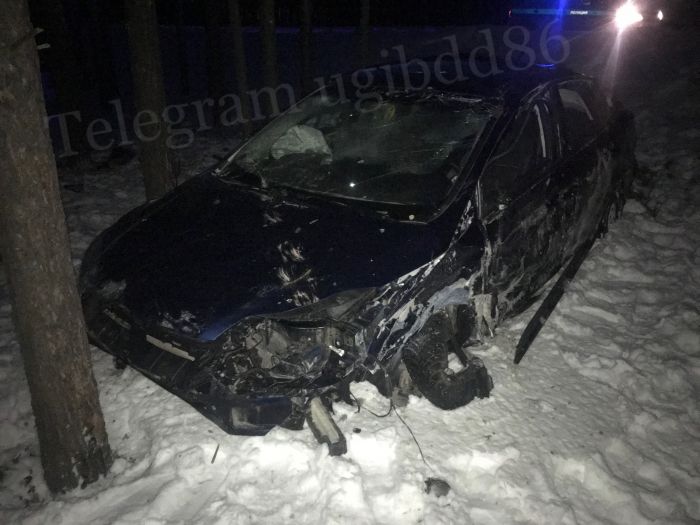 Два жителя Радужного пострадали в ДТП с опрокидыванием в Сургуте