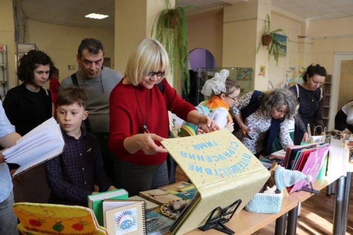 ​Юные тюменские писатели получили награды на международном конкурсе «Все краски Севера»