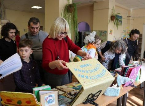 Юные тюменские писатели получили награды на международном конкурсе «Все краски Севера»