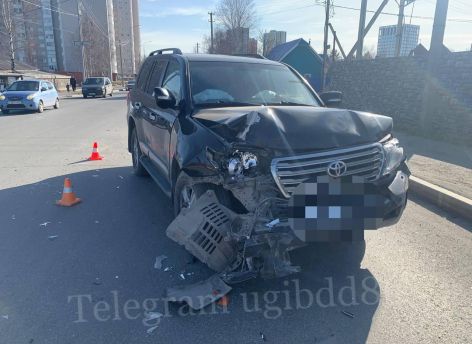 В Сургуте 19-летний водитель «ВАЗ» устроил аварию с четырьмя пострадавшими