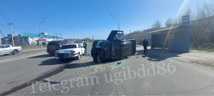 Спешка на перекрестке привела к ДТП с двумя пострадавшими в Нижневартовске