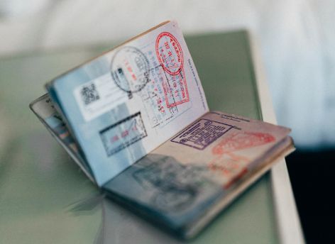 Россияне снова смогут получать биометрические загранпаспорта