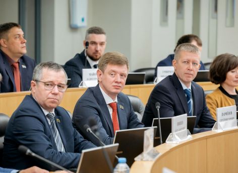 В Сургуте внесли поправки в бюджет: доходы и расходы увеличили на 60 млн рублей