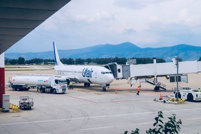 Рейс «Сургут − Сочи» авиакомпании Utair совершил штатную посадку 