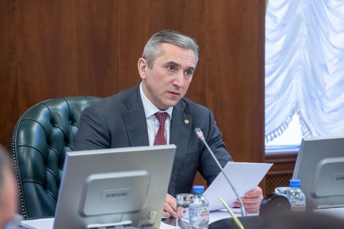 ​Александр Моор дал ряд поручений после встречи с жителями