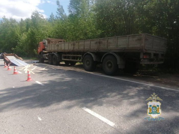 В Пыть-Яхе мужчину раздавило прицепом