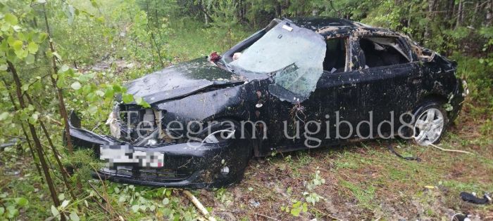 Водитель «Subaru» из Урая не учел погодные условия и вылетел в кювет 