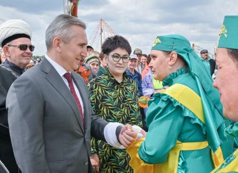 Александр Моор: «Сабантуй» стал в Тюменской области многонациональным праздником