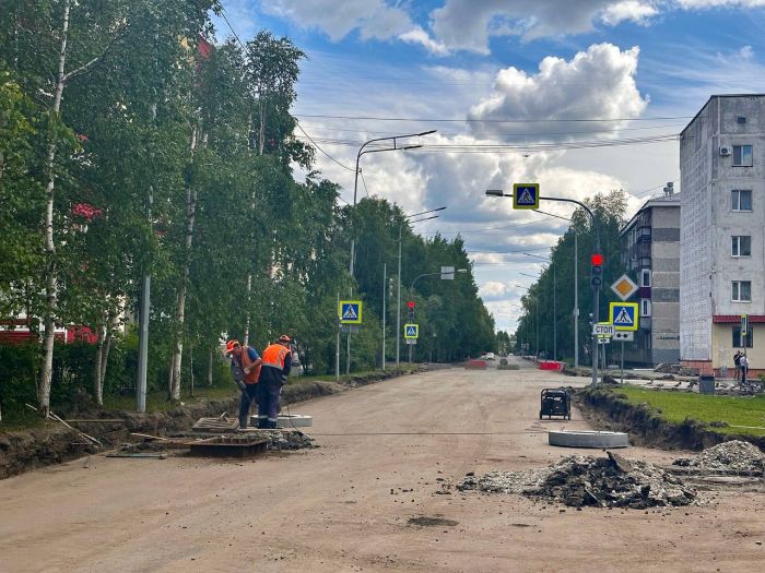 Пожелания сургутян повлияли на ремонт дороги на улице Бажова