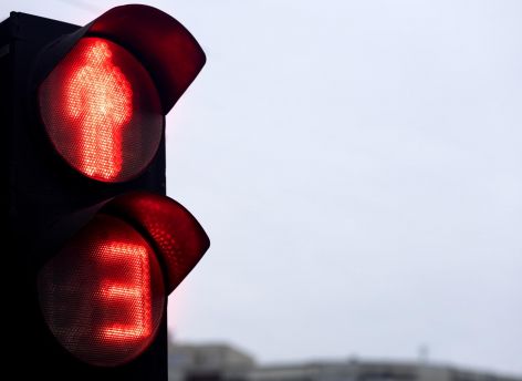 В Югре появились первые «говорящие» светофоры