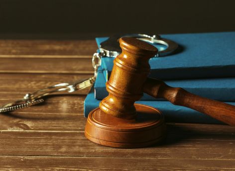 Двое вартовчан организовали незаконную миграцию 52 иностранных граждан 