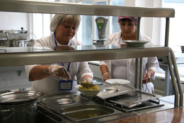 В новое школьное меню в Сургуте внесли пасту карбонара и ризотто