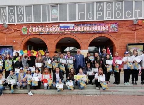 ​Почти 19 тысяч тюменских подростков работали на летних каникулах