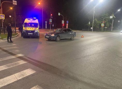 ​На одном из перекрестков Сургута сбили человека