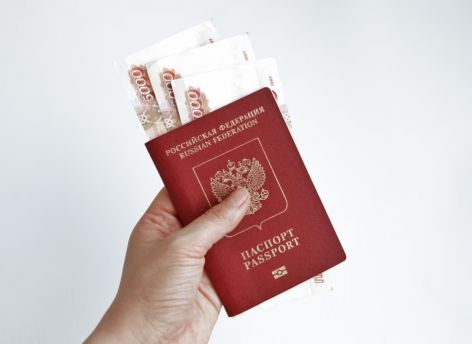 ​Судебные приставы оставили югорскую пенсионерку без средств на жизнь
