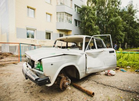 62 жалобы по брошенным автомобилям поступили в администрацию Сургута за год 