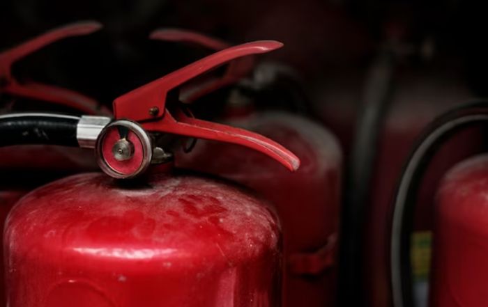 На месторождении в Сургутском районе взорвался газ