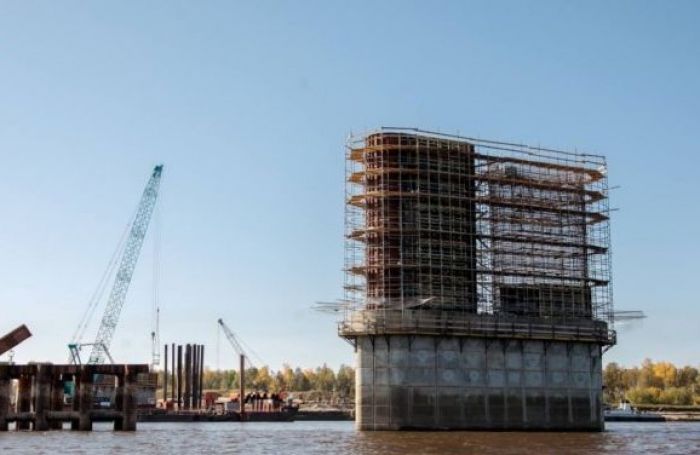 В строительство моста через Обь вольют дополнительно 13,3 млрд рублей