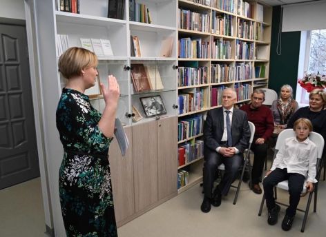 ​Сургутскую библиотеку имени Петра Суханова открыли после модернизации