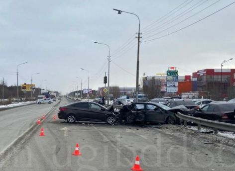 Не были пристегнуты. Пять человек пострадали в ДТП в Сургуте