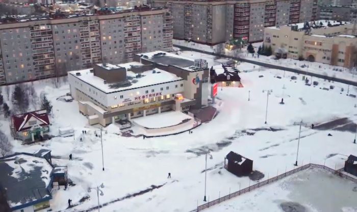 ​В Лангепасе успешно реконструируют главную площадь