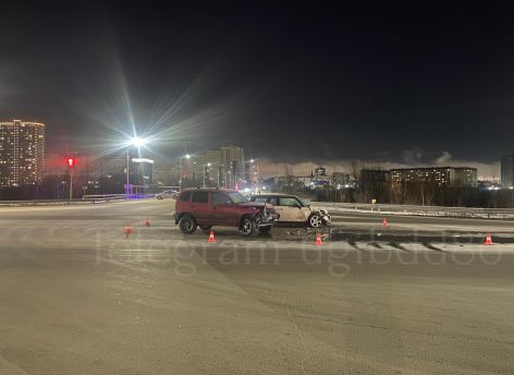 ​Сургутская автоледи спровоцировала ДТП с пострадавшим
