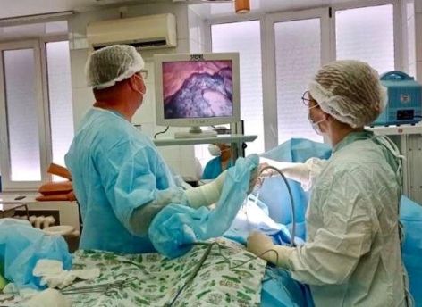 ​Тюменские хирурги извлекли из легкого пациента еловую ветку