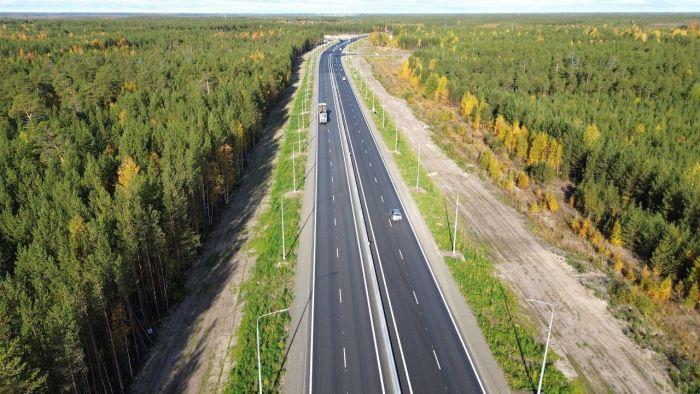 На трассе Сургут - Лянтор обновили 11-километровый участок