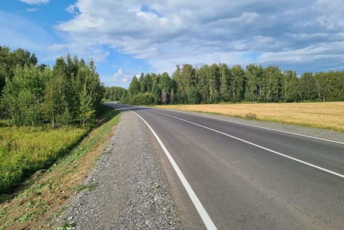 ​Сельские дороги в Тюменской области восстанавливают в рамках нацпроекта