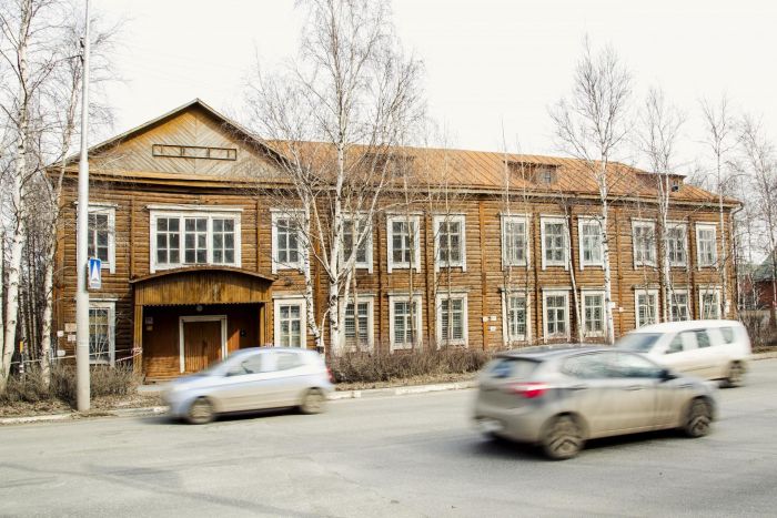 Стены помнят. Пока помнят…