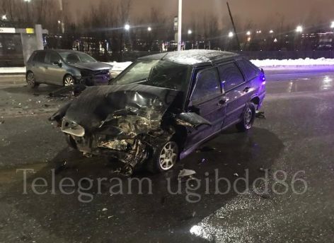 Молодой парень на «ВАЗе» не справился с управлением и устроил ДТП в Сургуте