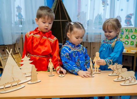 ​Мастерская из села Казым популяризирует культуру коренных народов через деревянные игрушки