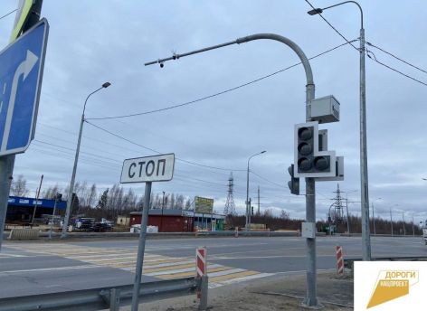 ​Светофор появился на региональной дороге в Нефтеюганском районе