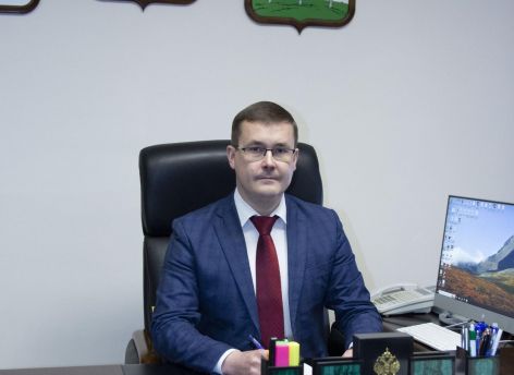 ​Глава Березовского района, пойманный за нетрезвым вождением, ушел в отставку